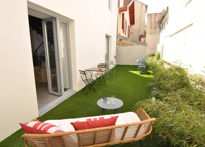 Les Tourelles Guest house