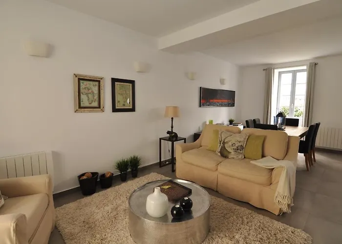 Les Tourelles Guest house